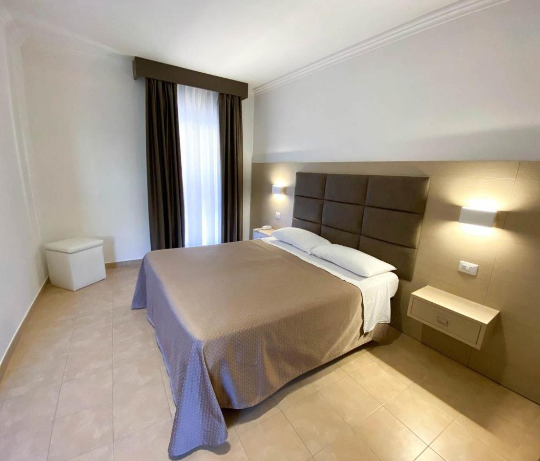 Le Naiadi Park Hotel Sul Lago Bolsena Kültér fotó