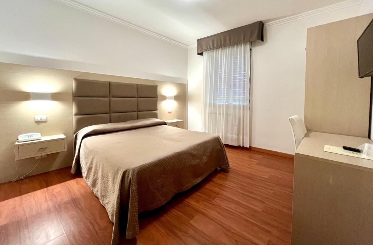 Le Naiadi Park Hotel Sul Lago Bolsena Kültér fotó